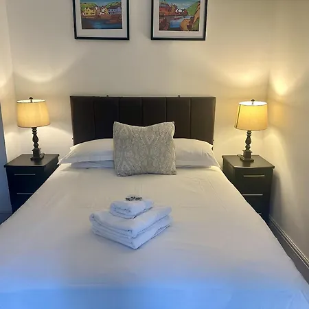 The Chapel House 4*