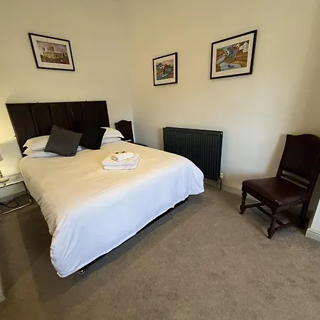 The Chapel House سكرابورو
