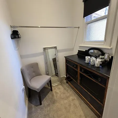 The Chapel House Bed & Breakfast 4*