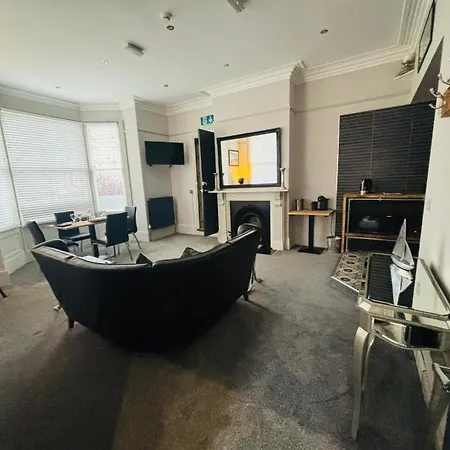 The Chapel House 4* סקארבורו